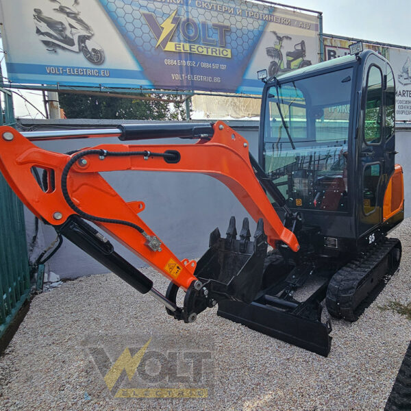 mini bager 2500kg nt e25 kabinka 1