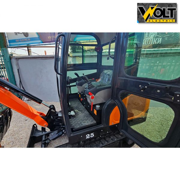 mini bager 2500kg nt e25 kabinka 7