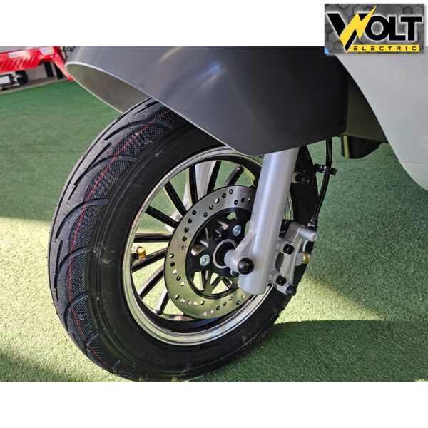 Двуместна електрическа триколка с покрив bullmax cruiser 2, 3000w, 72v, ce сертификат